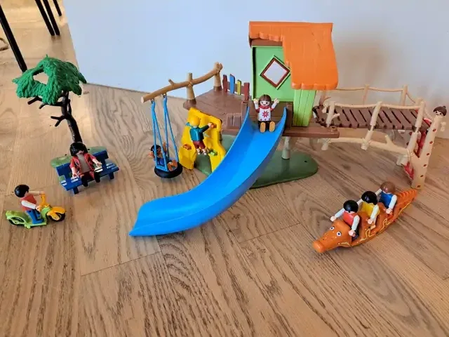 Playmobil Toy Sets Bundle image indicator(5)