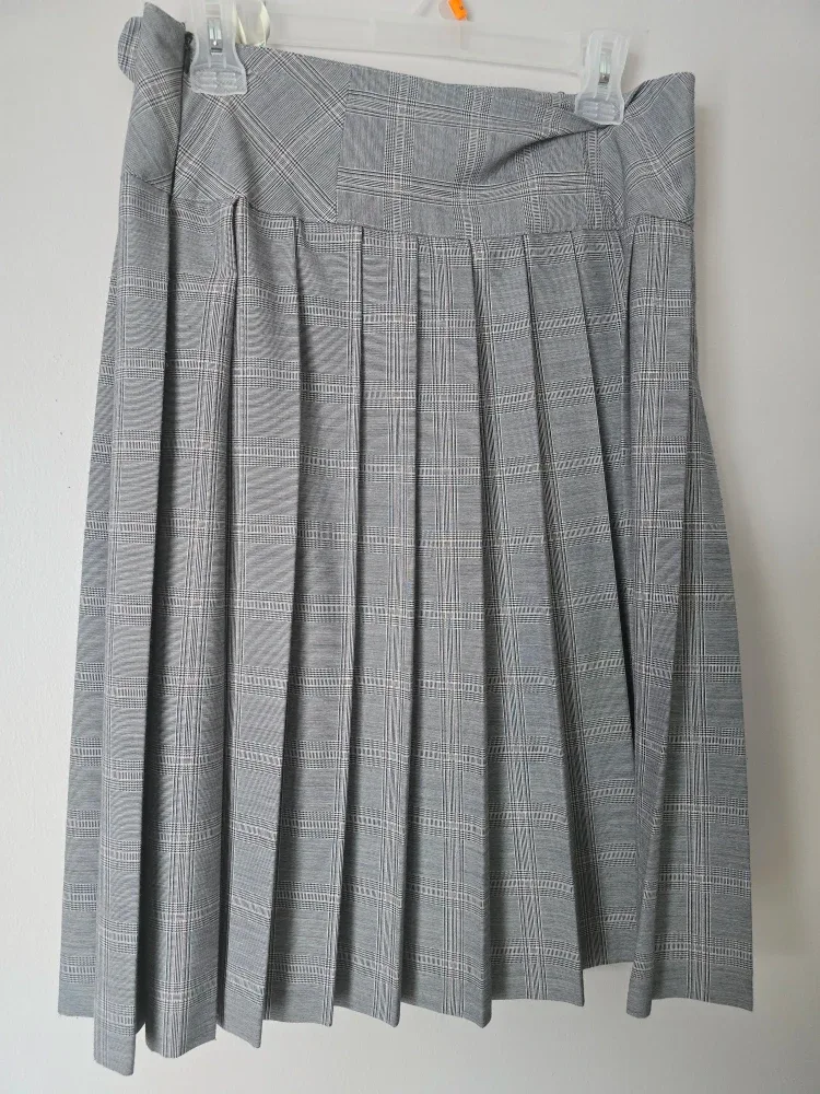Shelley Beth Plaid Pleated Skirt, size M image indicator(2)
