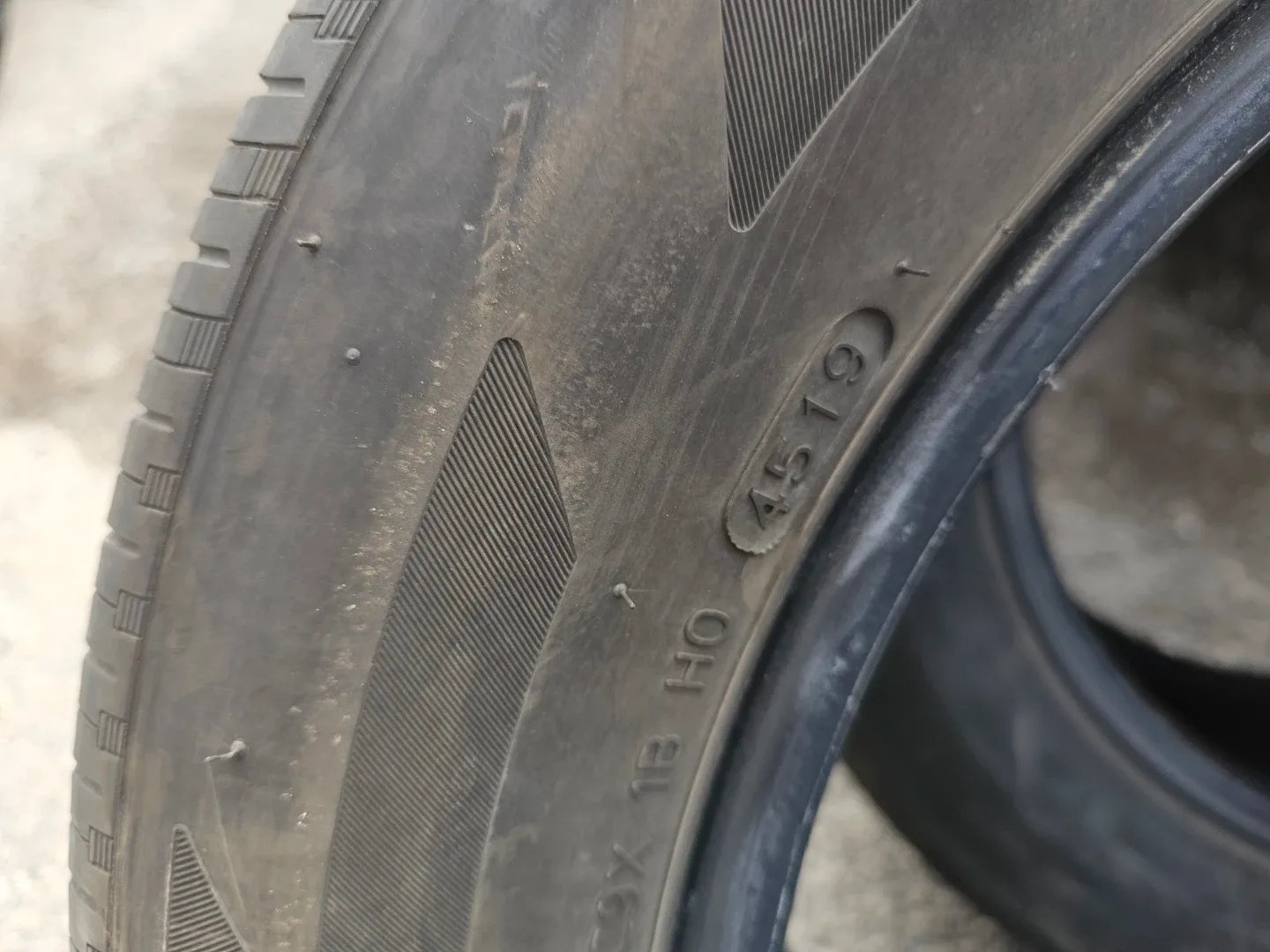 4x Hankook Kinergy GT 205/60R16 92H Tires image indicator(2)