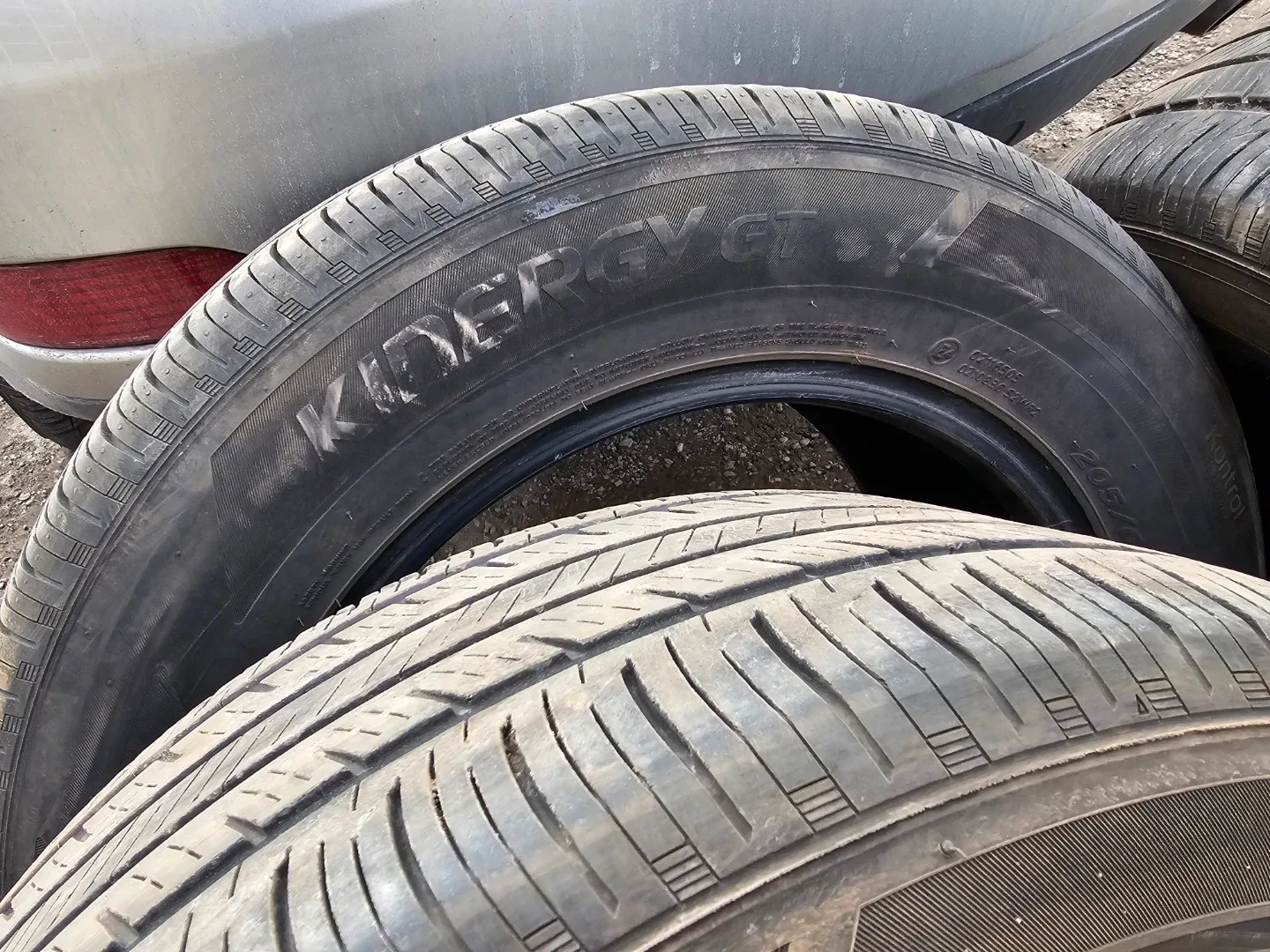 4x Hankook Kinergy GT 205/60R16 92H Tires image indicator(4)