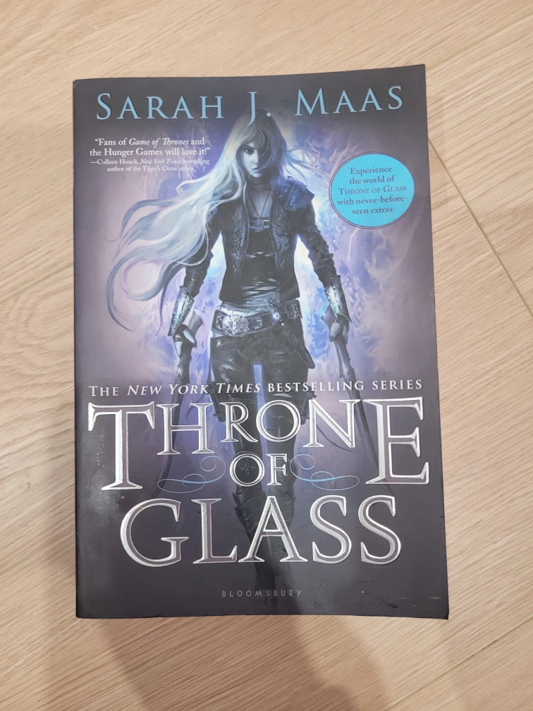 Throne of Glass book