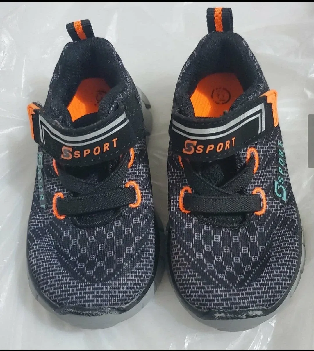 SSport Size 6 Toddler Sneakers image indicator(2)