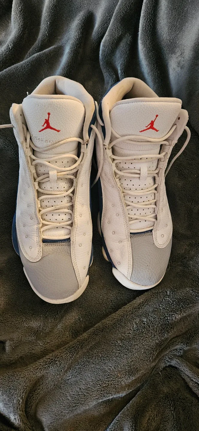 Jordan 13 Retro White/Blue Size 12 image indicator(2)