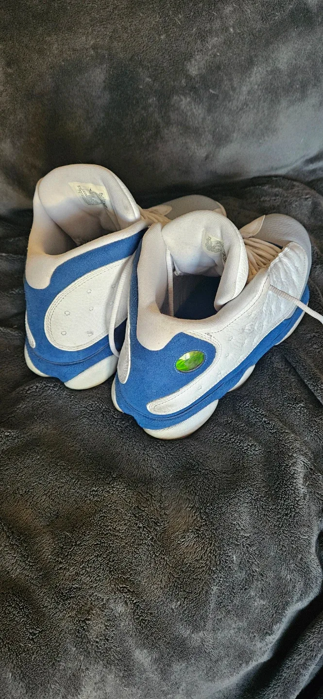 Jordan 13 Retro White/Blue Size 12 image indicator(3)