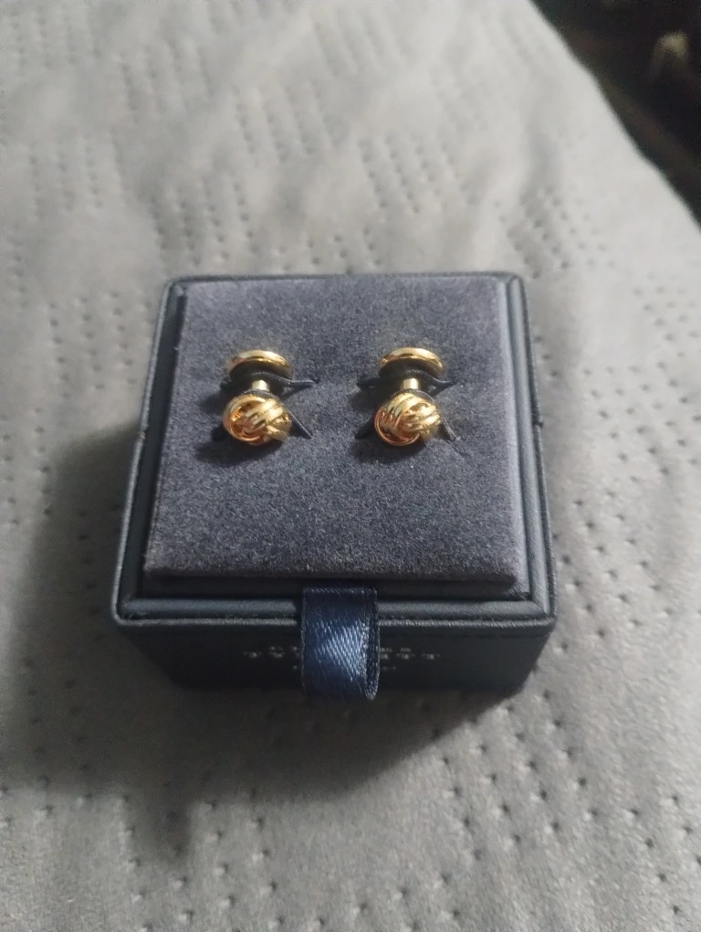Charles Tyrwhitt Gold Knot Cufflinks - photo 2