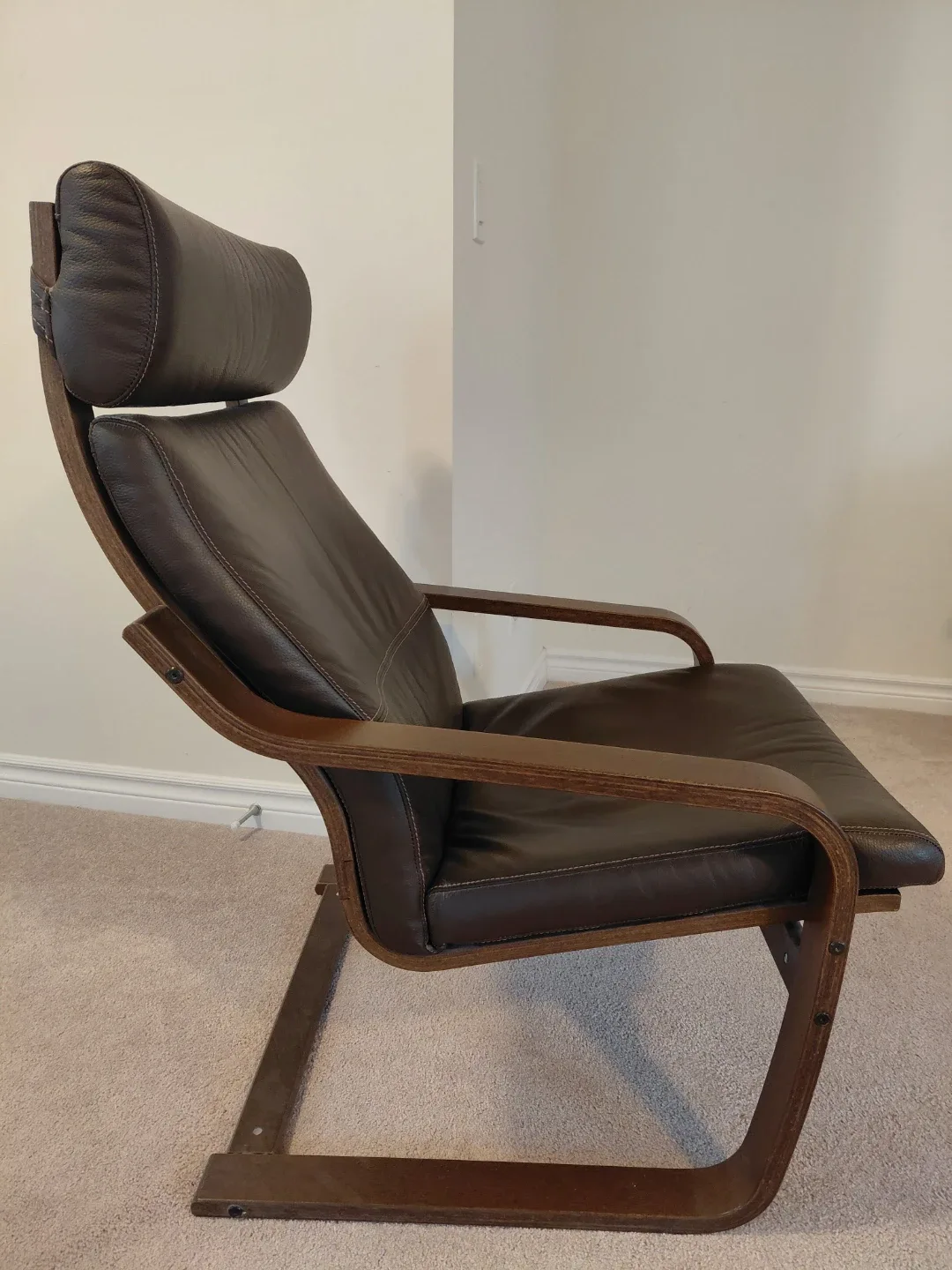 Poang Chair & Ottoman - IKEA Brown Leather (PICK UP ONLY PLS) image indicator(10)