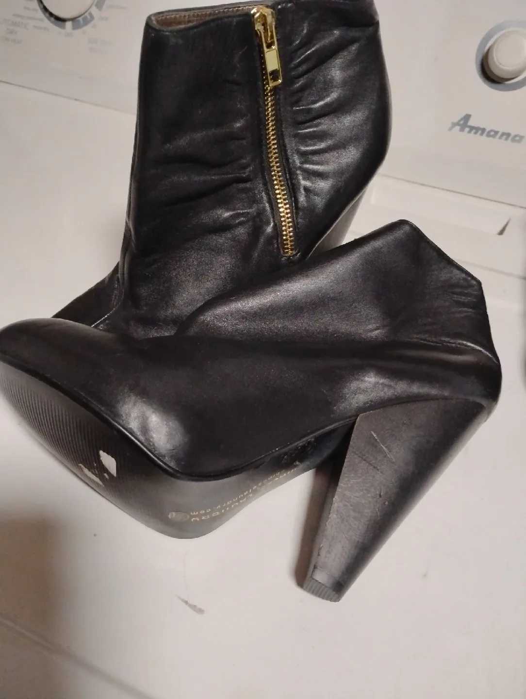Chinese Laundry Black Leather Ankle Boots - Size 9 thumbnail
