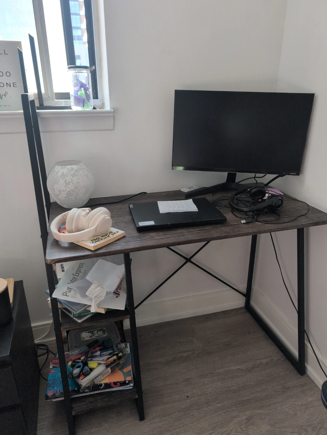 Desk with shelves