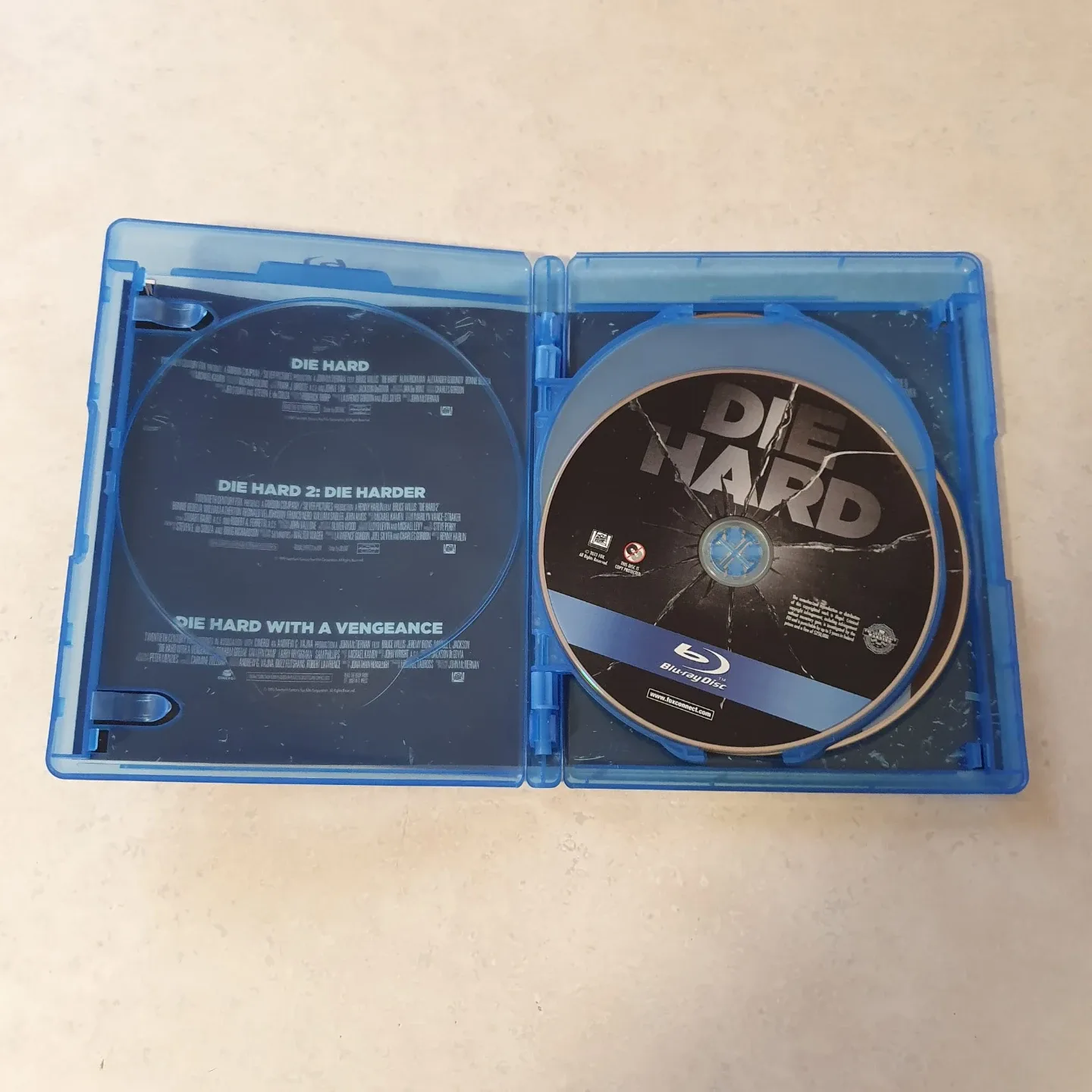 Die Hard Collection Blu-Ray 5 Movies image indicator(2)