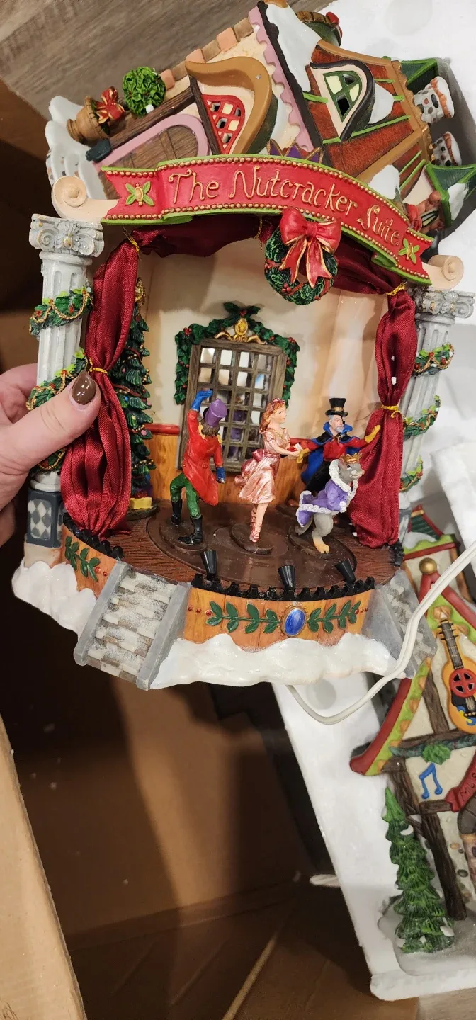 Kirkland Nutcracker Kingdom Village Set image indicator(6)