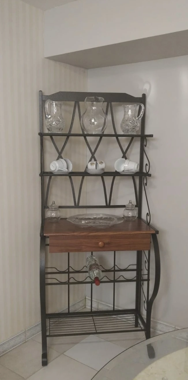 Metal and Wood Bakers Rack - photo 4