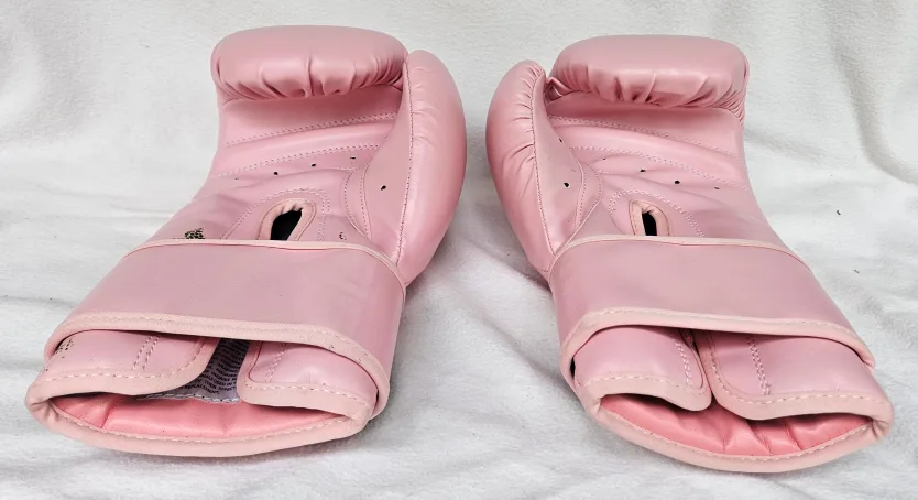 Century, I LOVE KICKBOXING 12oz Boxing Gloves Pink Like New image indicator(4)