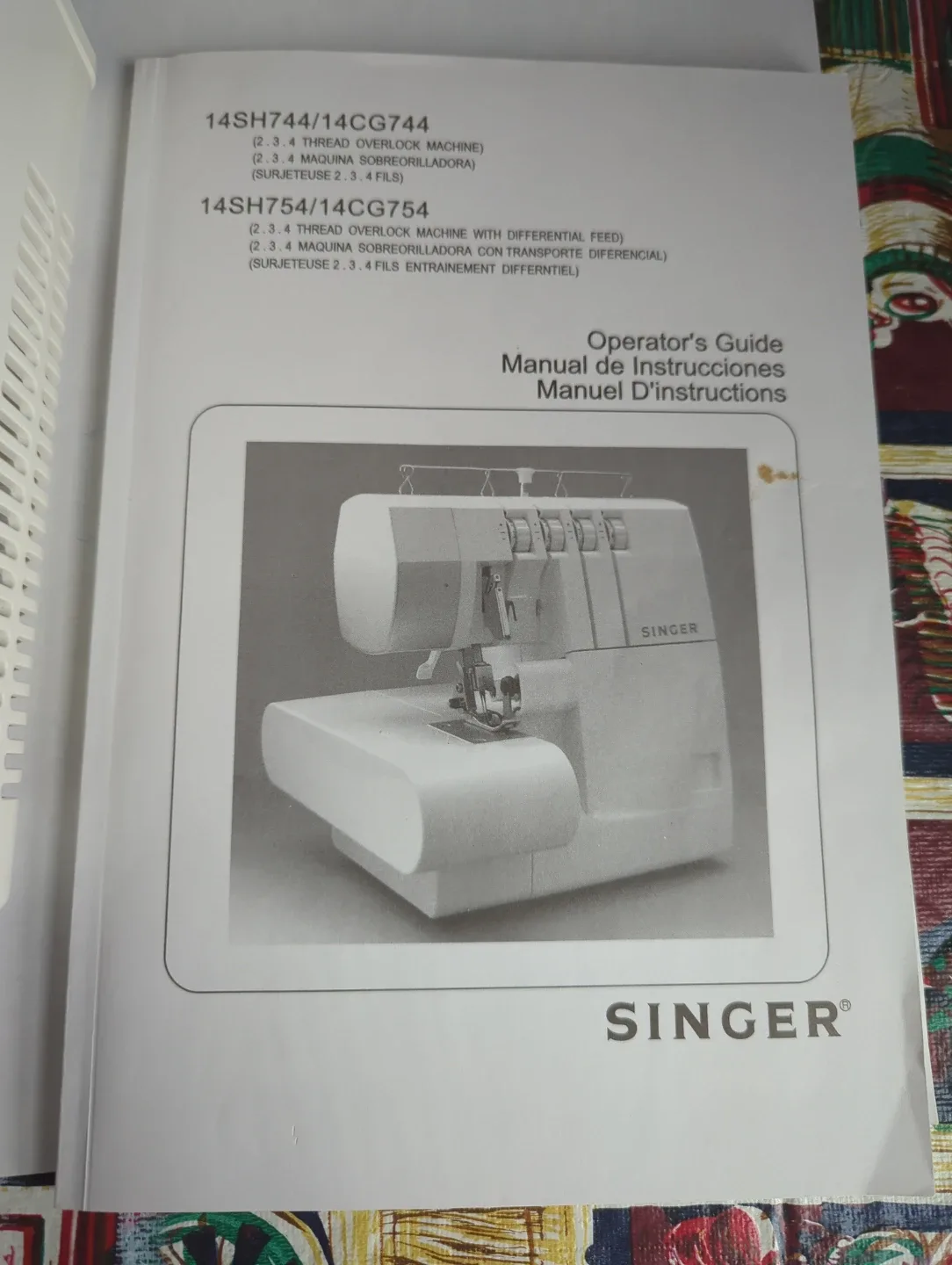 Singer Pro Finish serger