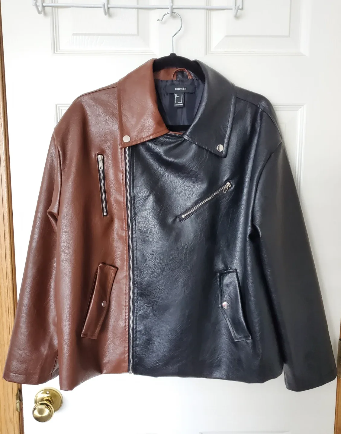 Forever 21 Two-Tone Faux Leather Jacket - Size L image indicator(2)