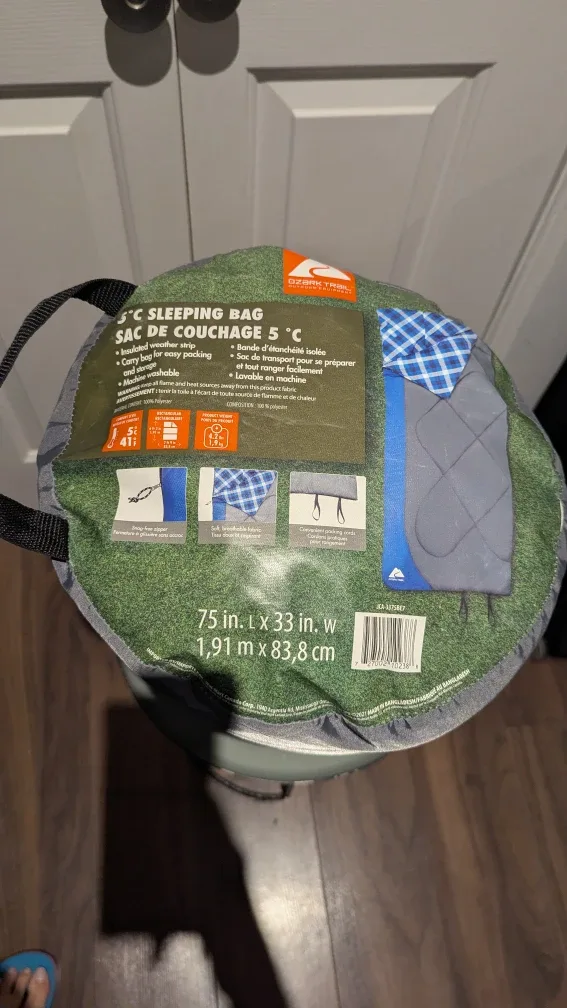 Ozark Trail 5°C Sleeping Bag - 75" x 33"