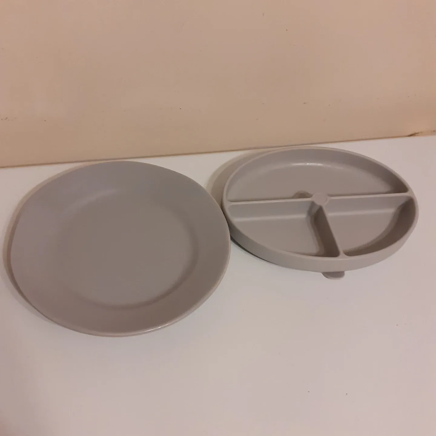 Assorted Kitchen Items image indicator(5)