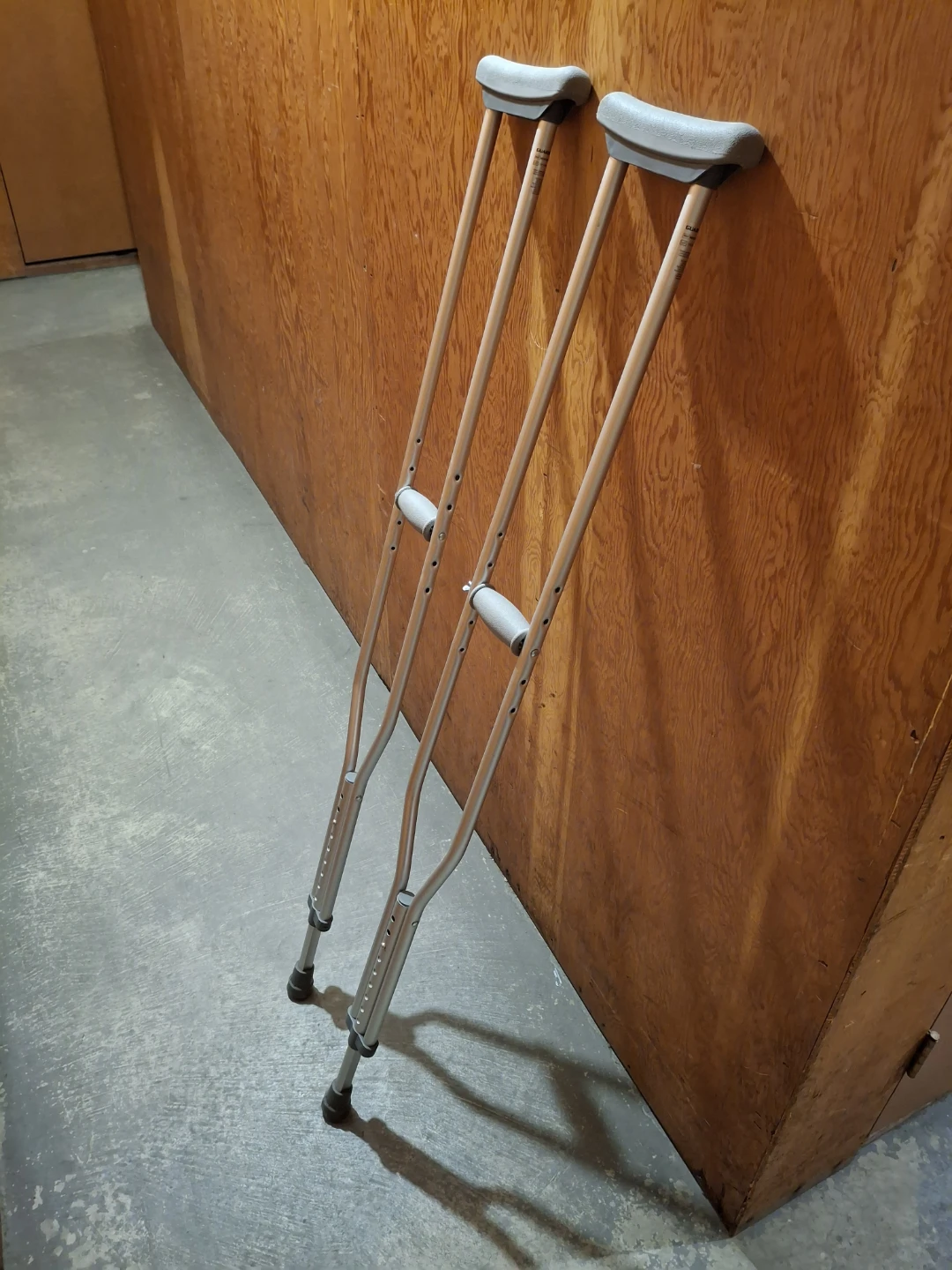 Guardian Crutches - Adjustable