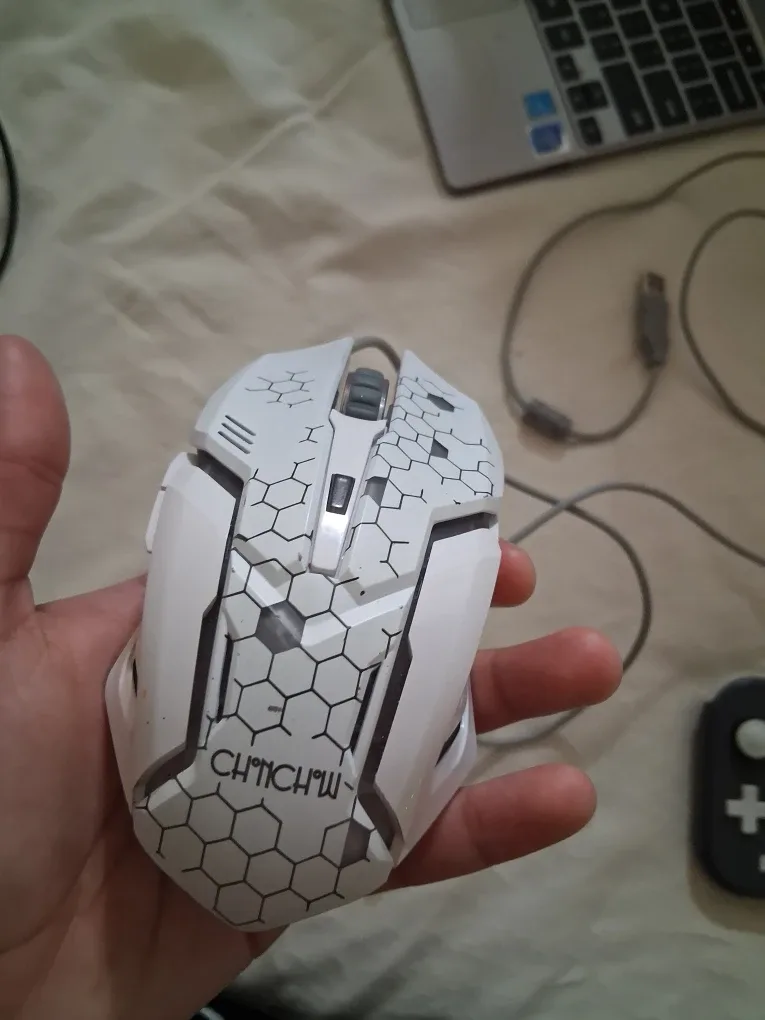 CHONCHOW Gaming Mouse - White