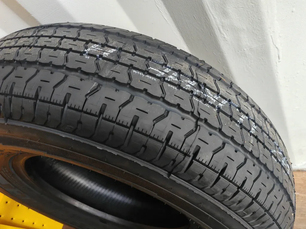 ST235/80R16 Trailer Tire image indicator(4)