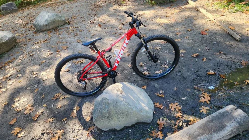 Trek Marlin 7Mountain Bike - Red
