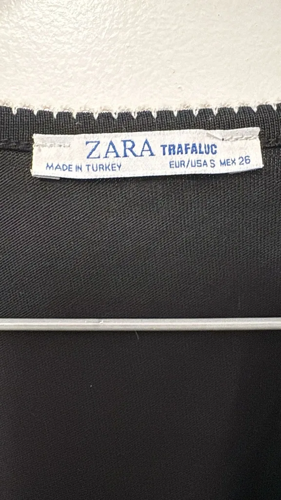 Zara Trafaluc Black Embroidered Top - Size S image indicator(2)