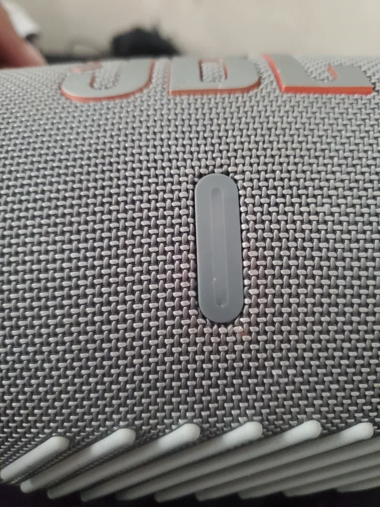 JBL Xtreme 3 Bluetooth Speaker image indicator(4)