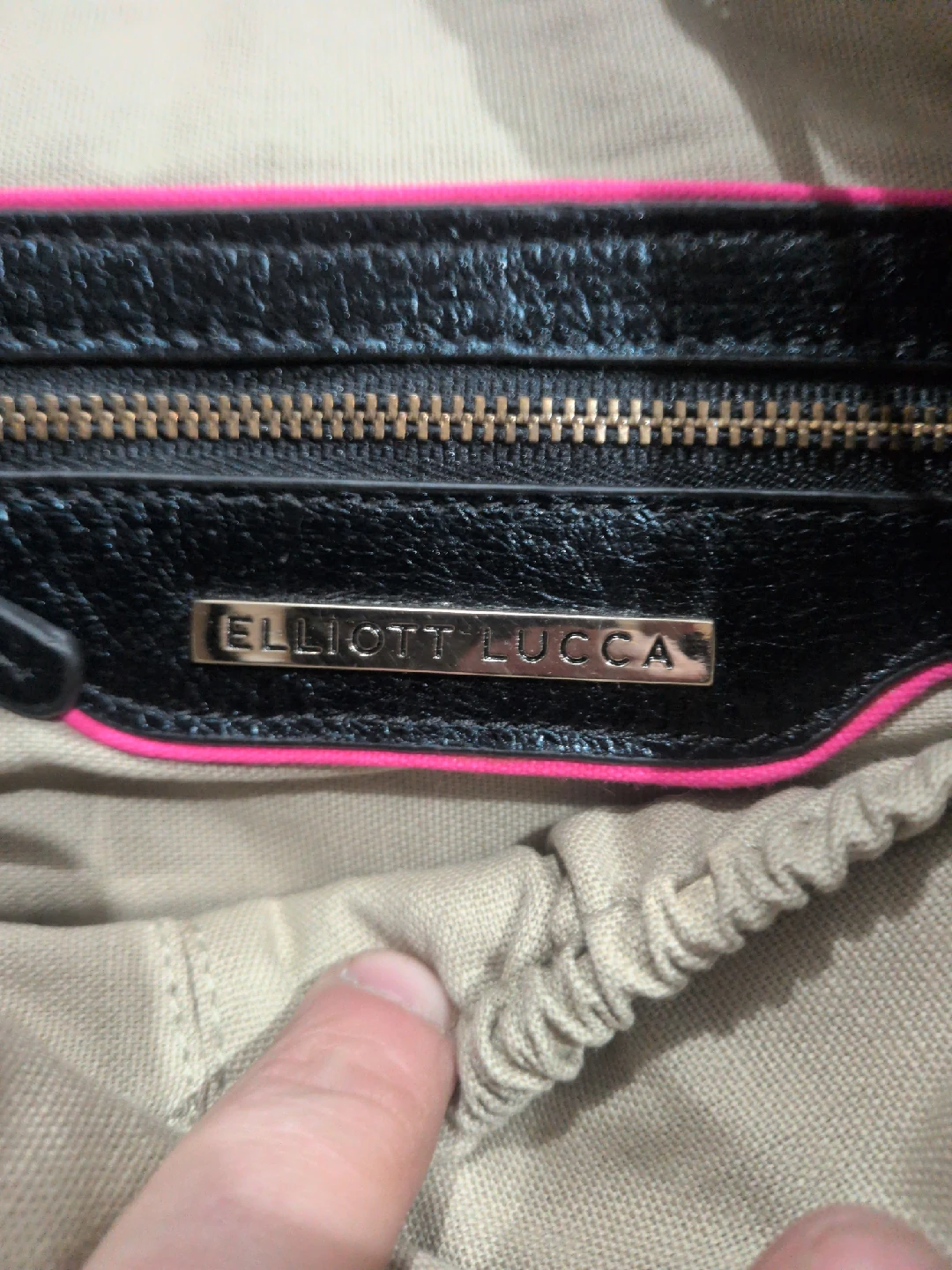 Elliott Lucca Black Leather Braided Handle Bag - photo 3
