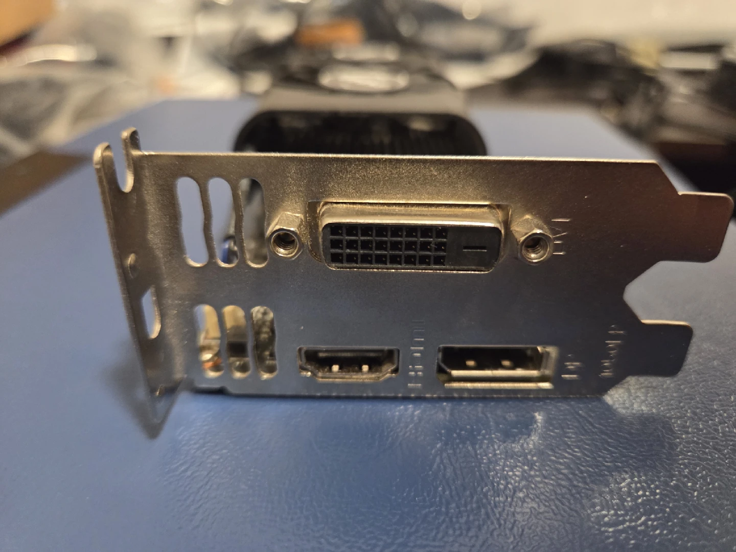 MSI GeForce GTX 1050 Ti 2GB GPU - photo 2
