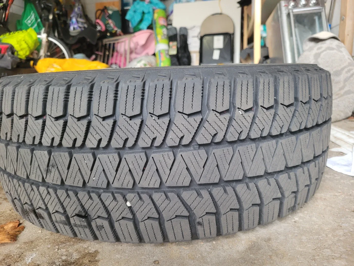 Set of 4 Winter Tires image indicator(6)