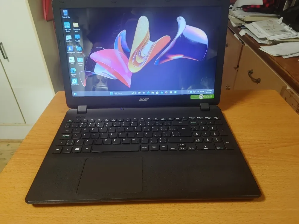 Acer ES1-531