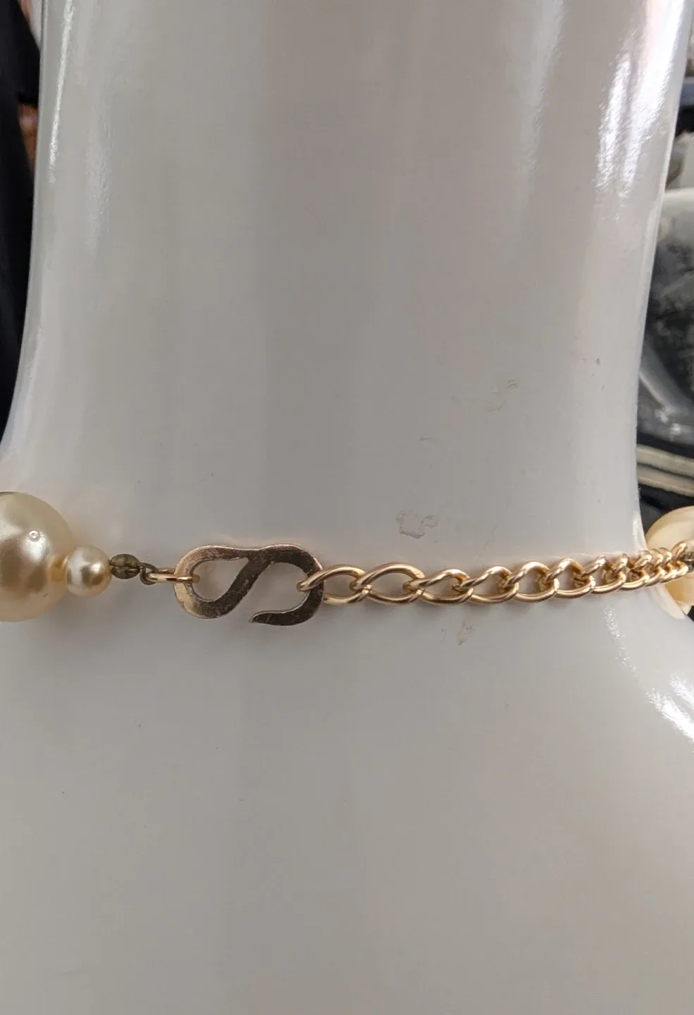 Faux Pearl Champagne coloured Necklace image indicator(2)