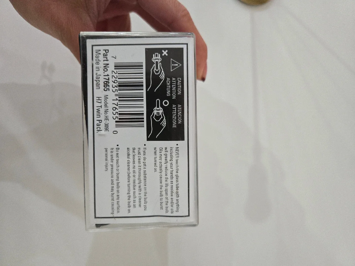 PIAA Xtreme White Plus H7 Twin Pack Bulb image indicator(2)