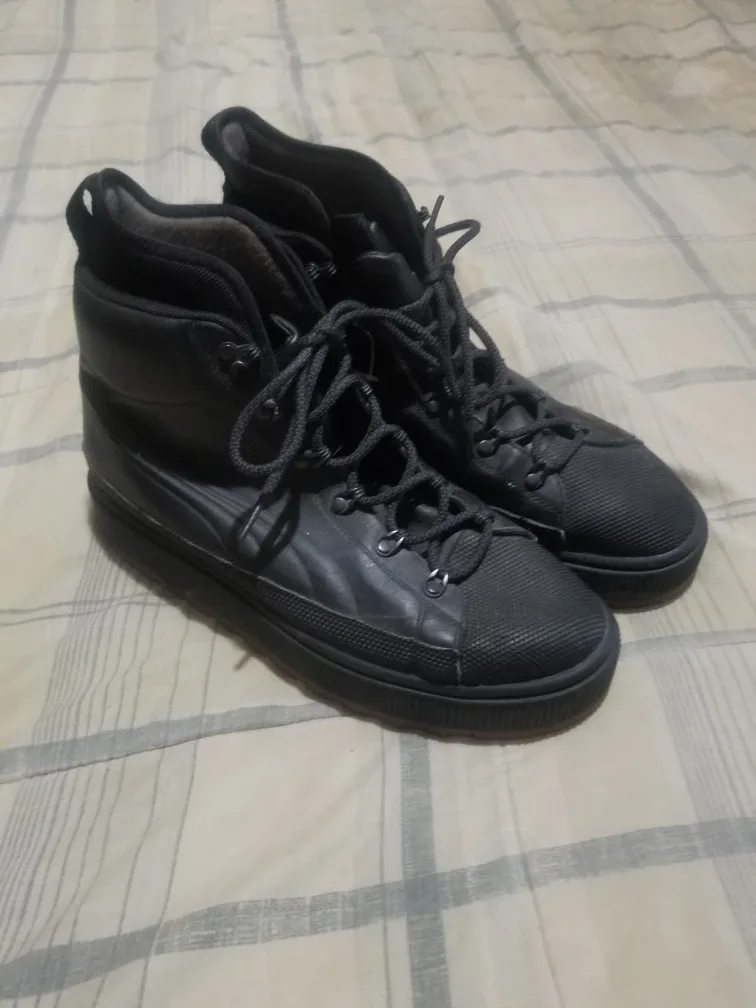 Puma Black High Top Boots - US 11 image indicator(2)