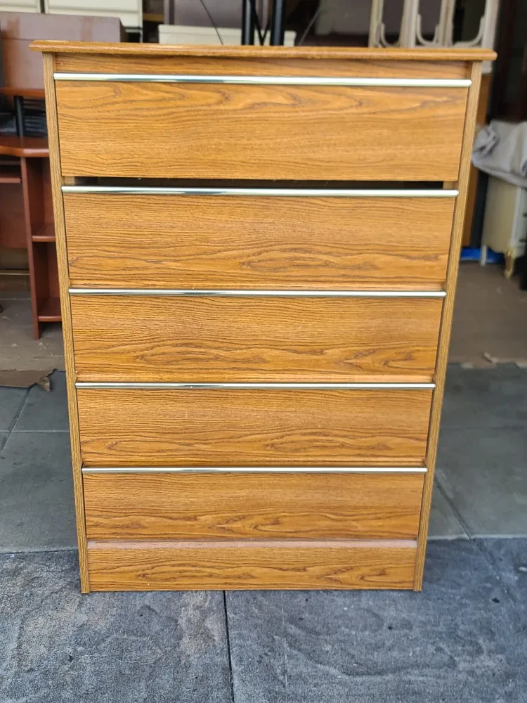 5-Drawer Oak Highboy Dresser