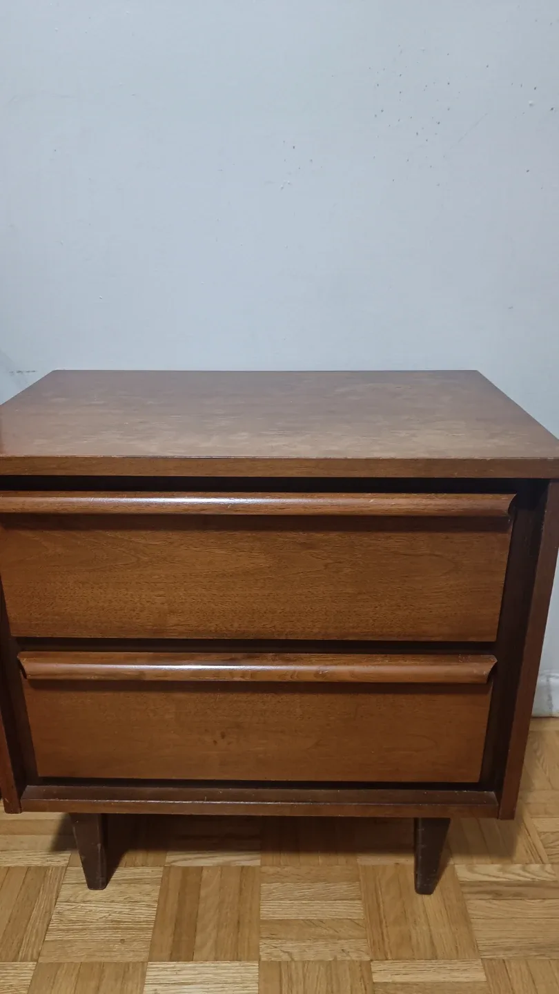 Wooden 2-Drawer Nightstand