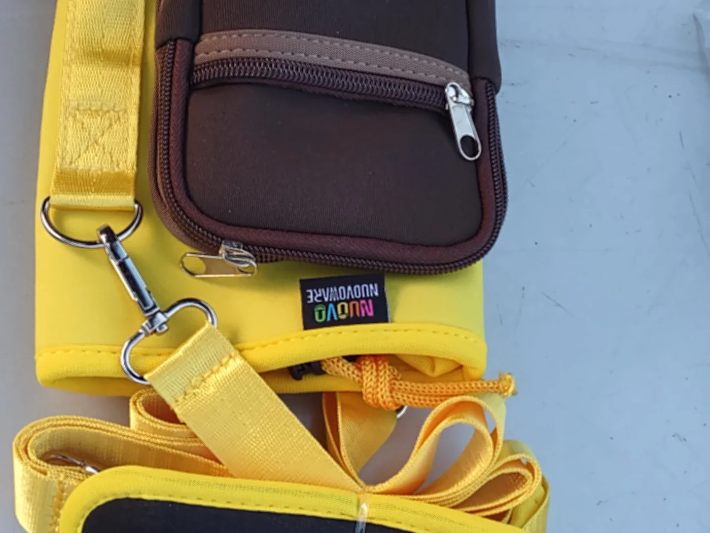 Nuovo Nuovoware Yellow Water Bottle Bag image indicator(6)
