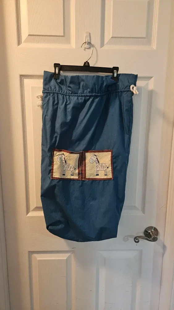 Handmade Baby Quilt, Diaper Bag, Wall Hook image indicator(6)