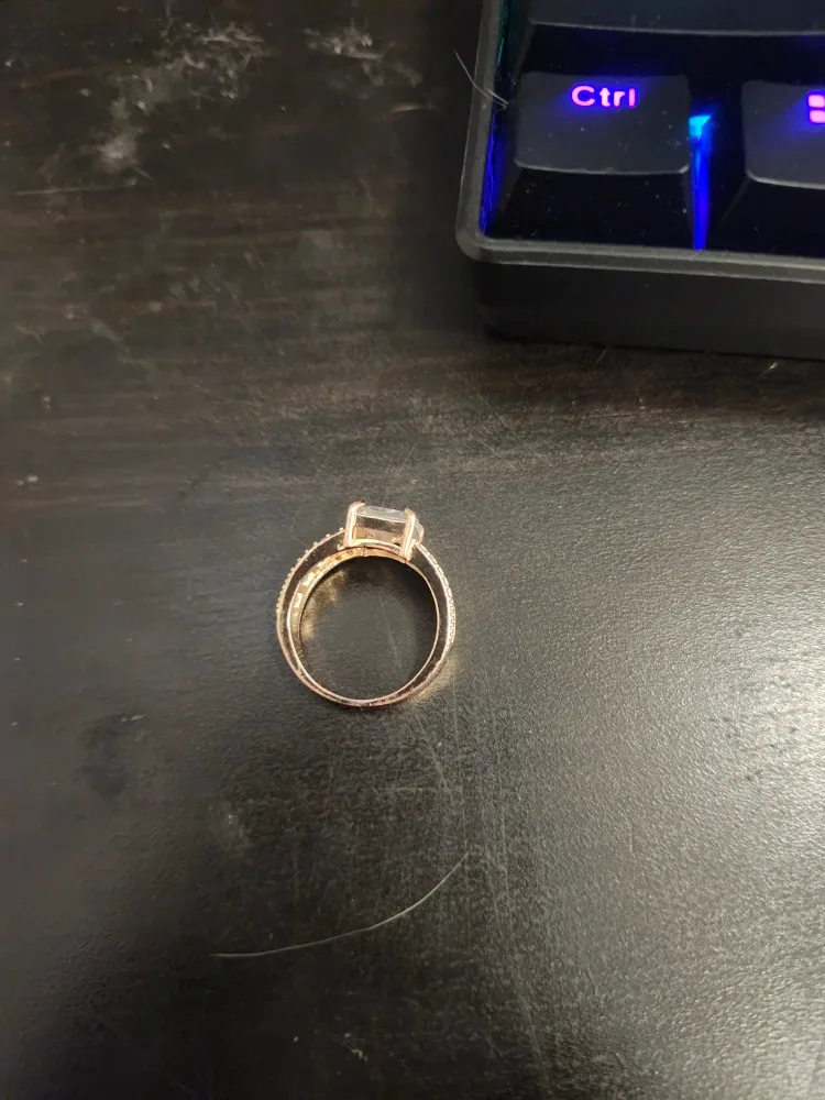 Rose Gold Ring with diamond image indicator(2)