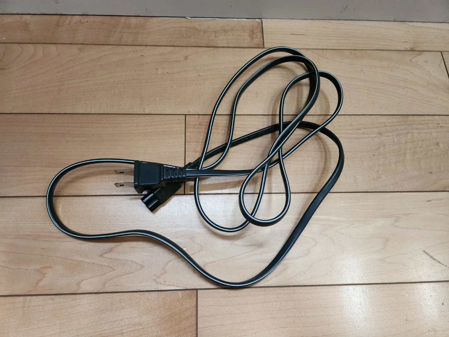 Hirakawa 2-Prong Figure-8 Power Cord