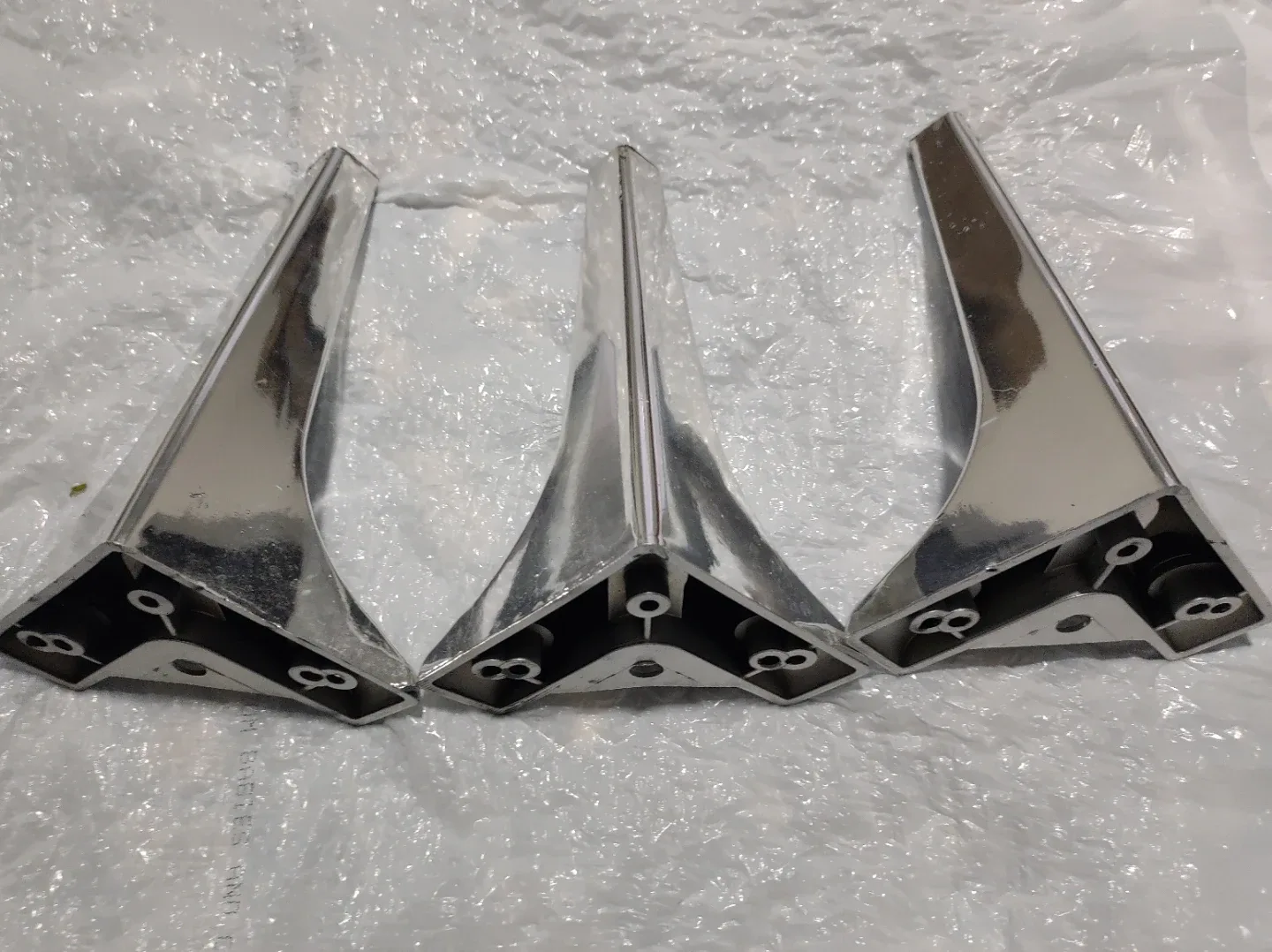 Set of 3 Table Legs image indicator(3)