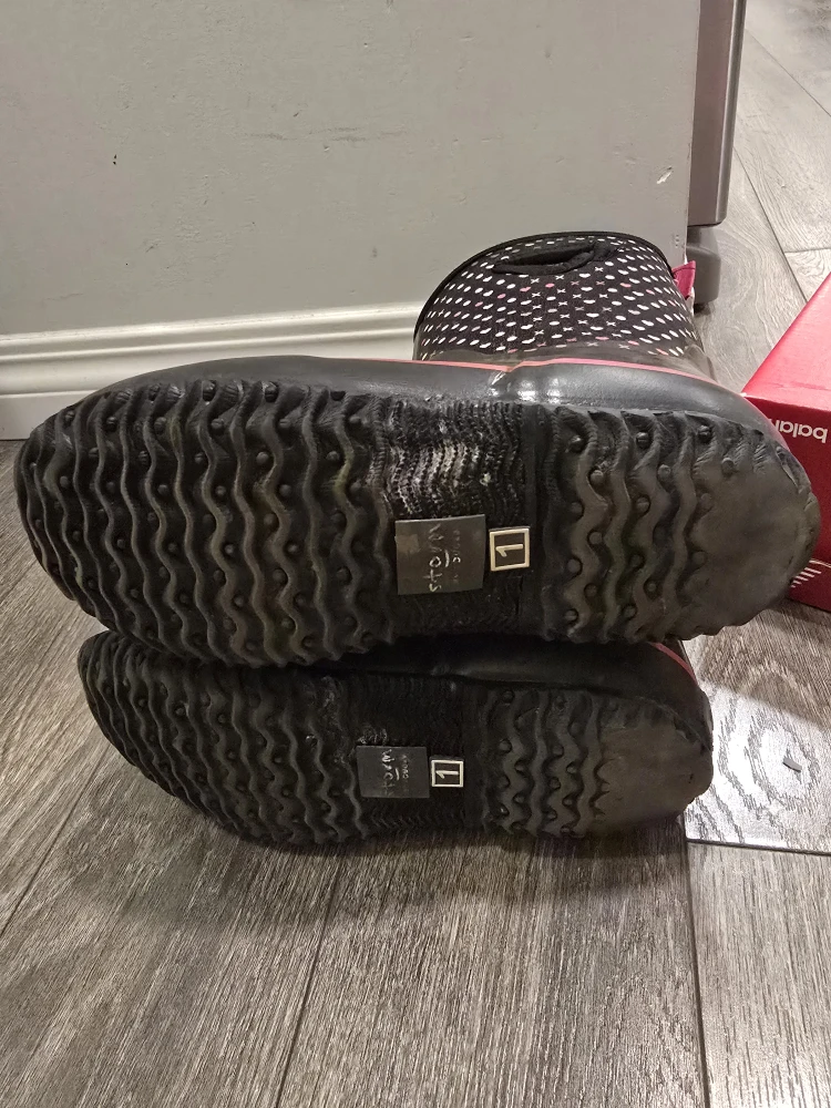 XO Heart winter Boots - Size 1 - photo 3