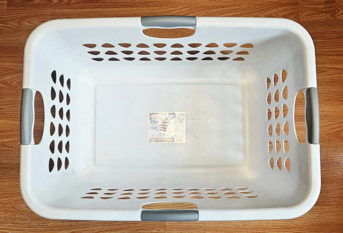 Sterilite Ultra Laundry Basket ✨️ - photo 2