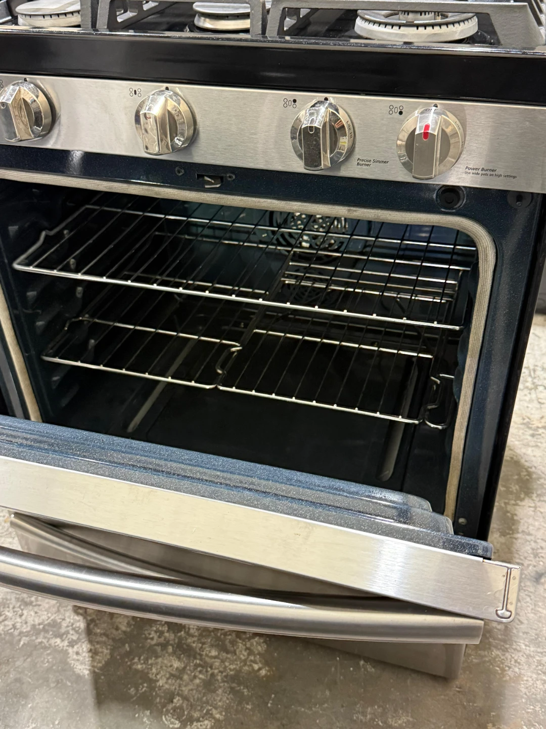 Samsung 30in Stainless Steel Gas Range Oven - photo 2