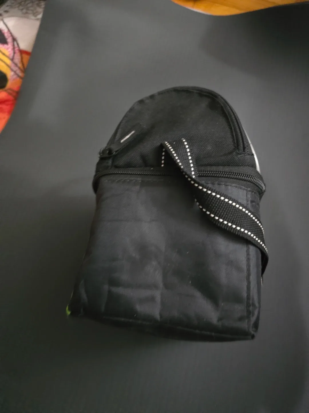 Green & Grey Insulated Lunch Bag image indicator(5)