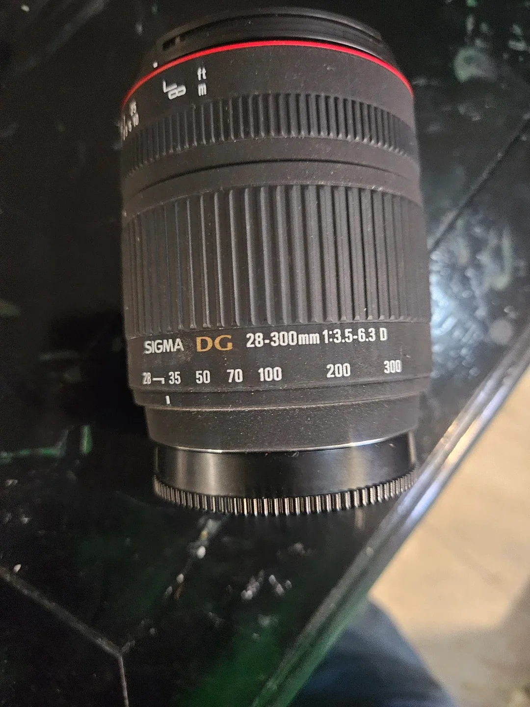 Sigma DG 28-300mm f/3.5-6.3 D Lens image indicator(2)