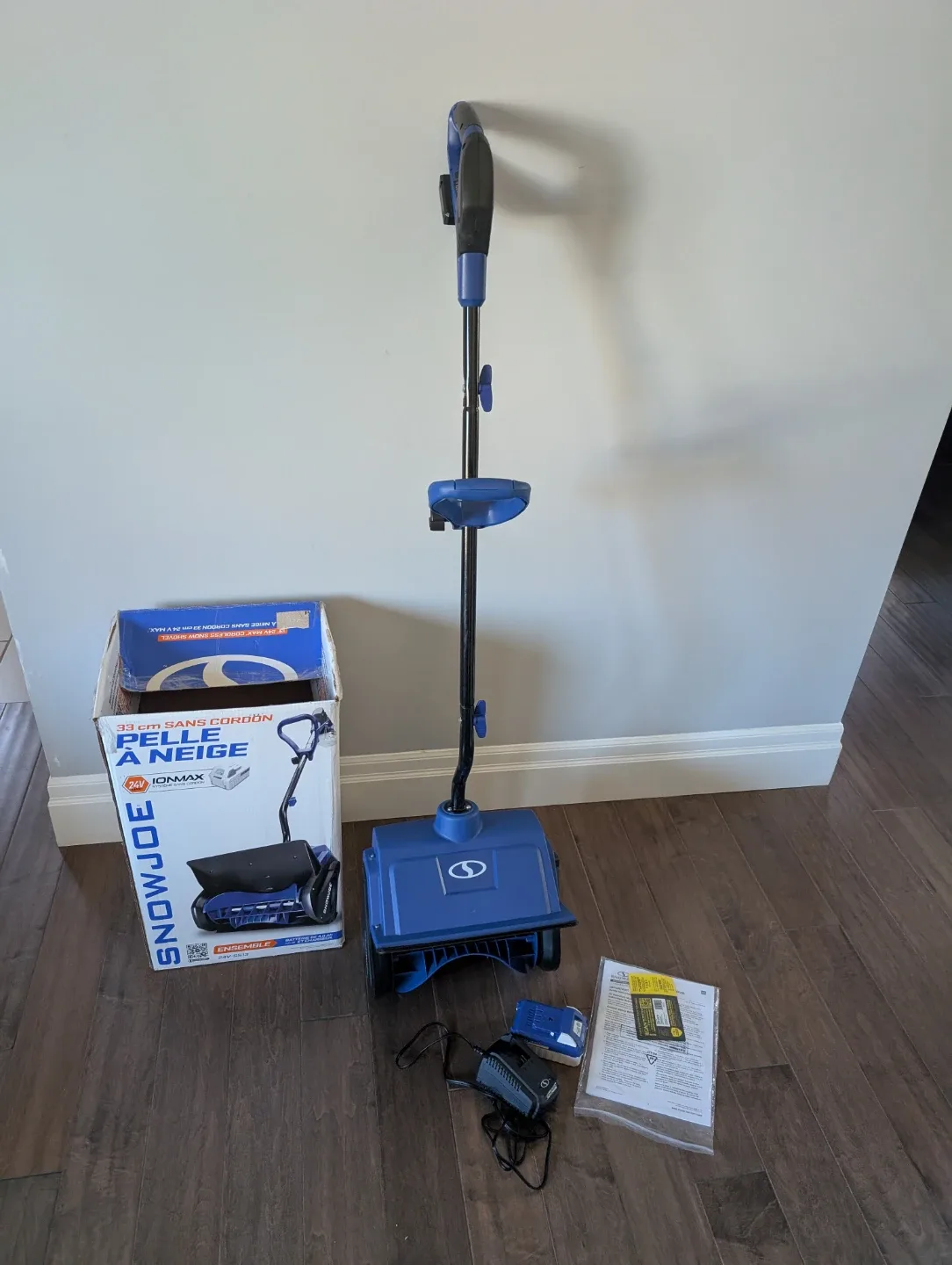 Snow Joe 24V Cordless Electric Snow Shovel For Sale 🥕 image indicator(4)