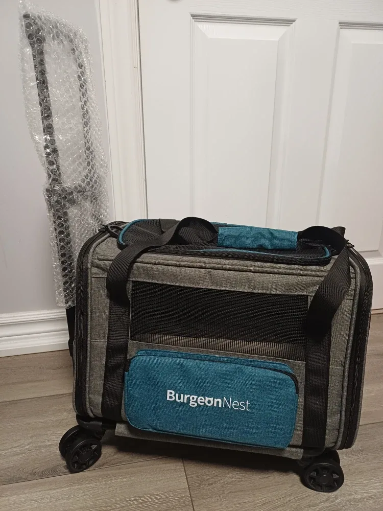 BurgeonNest Rolling Pet Carrier - Brand New! image indicator(5)
