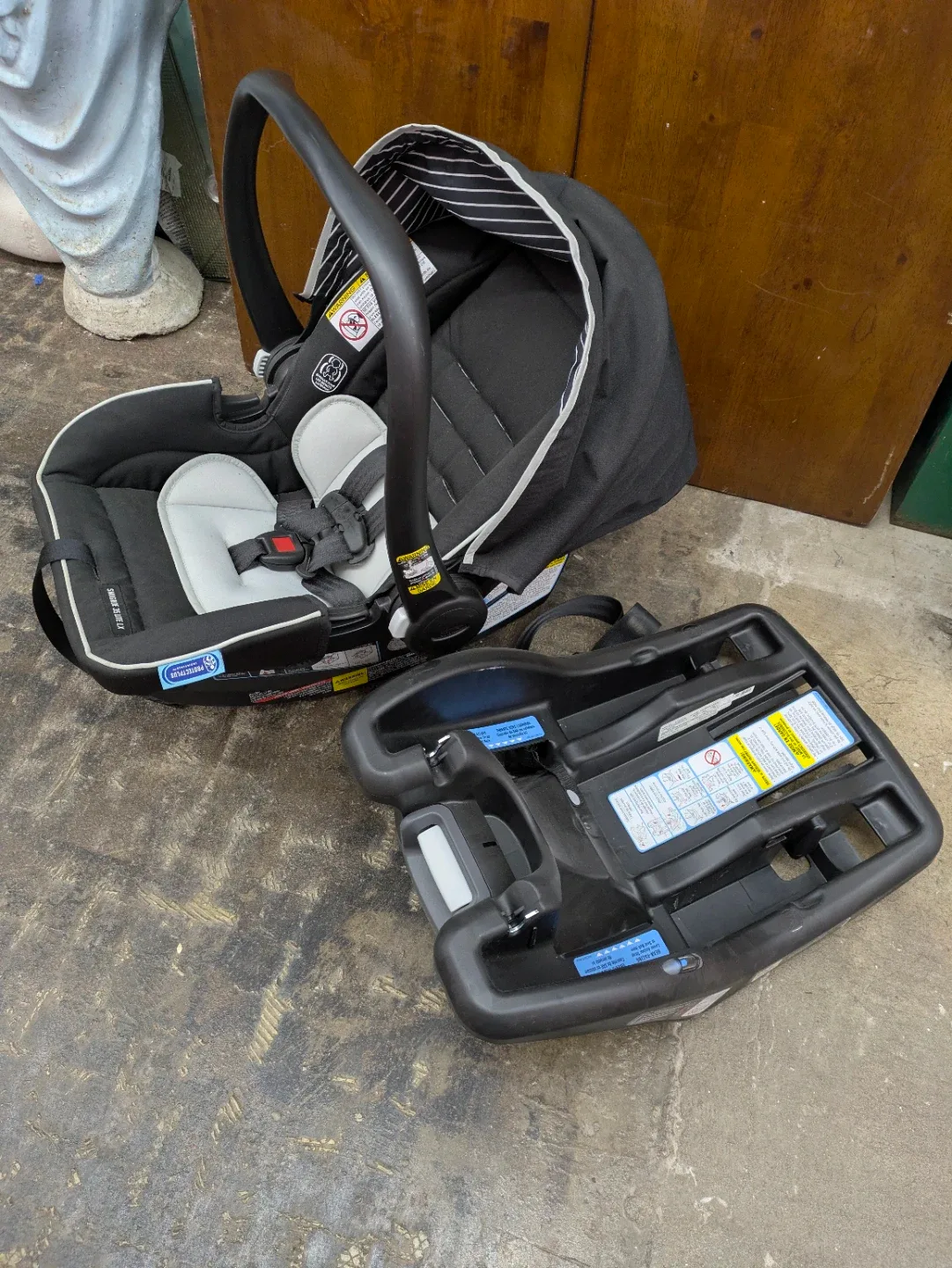 Graco snugride 35 Lite lx image indicator(4)