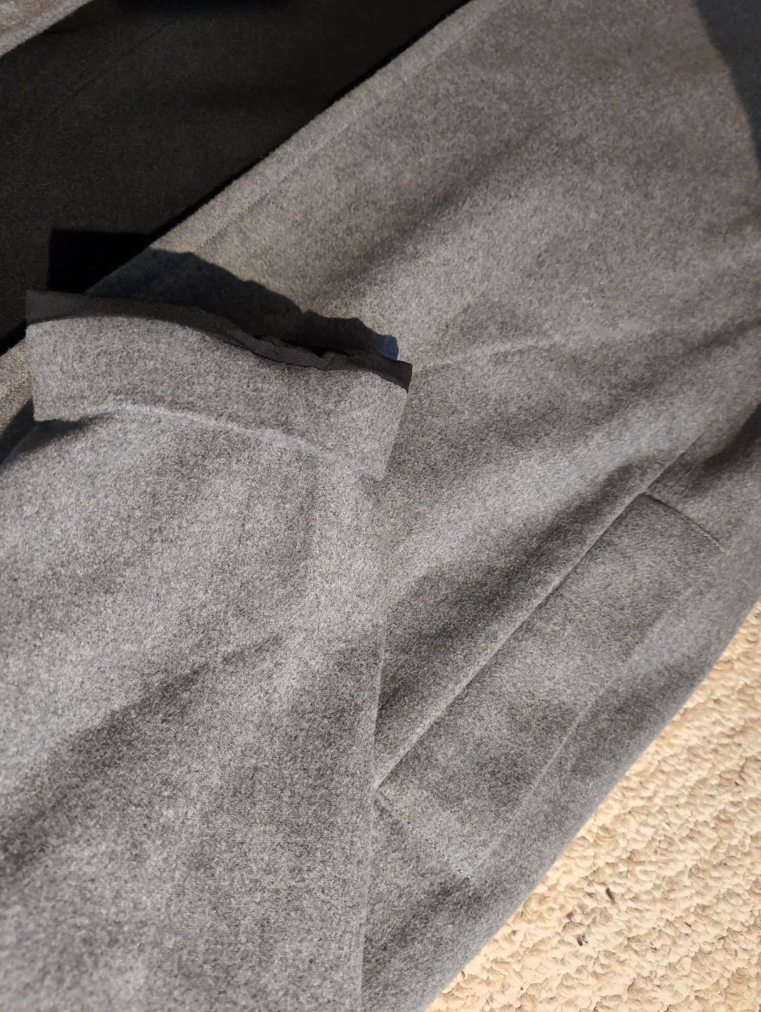 TOCCIN Grey Coat - Size XL image indicator(3)