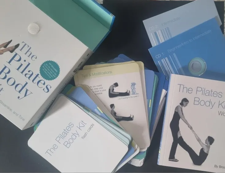 Yoga & Pilates Card Decks: Poetry of the Body & Pilates Body image indicator(6)